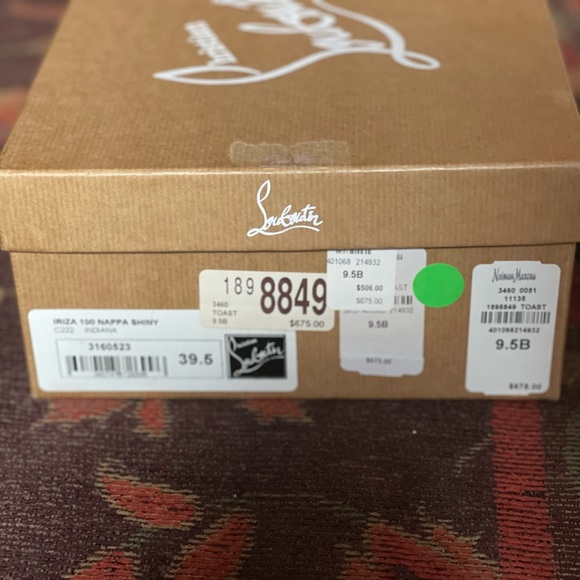 $325.00 - Christian Louboutin 39.5 (9.5B) Iriza 100 Nappy Shiny shoes. - Picture 2 of 6
